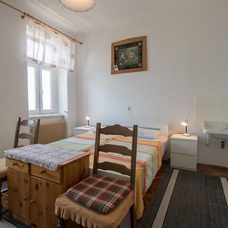Apartments Josip By The Sea نوفي فينودولسكي المظهر الخارجي الصورة