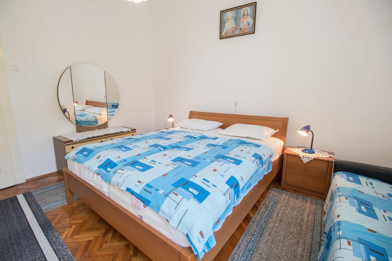 Apartments Josip By The Sea نوفي فينودولسكي المظهر الخارجي الصورة