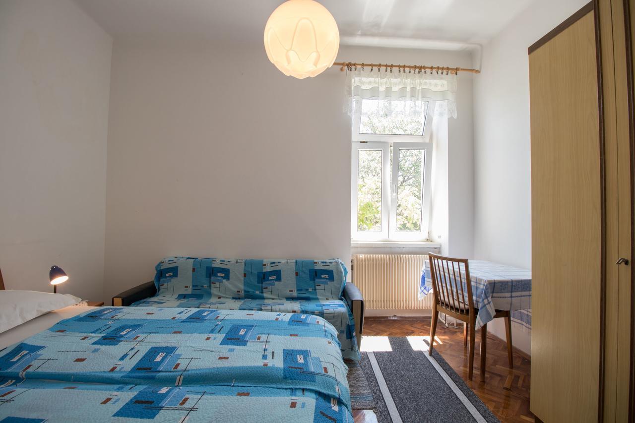 Apartments Josip By The Sea نوفي فينودولسكي المظهر الخارجي الصورة