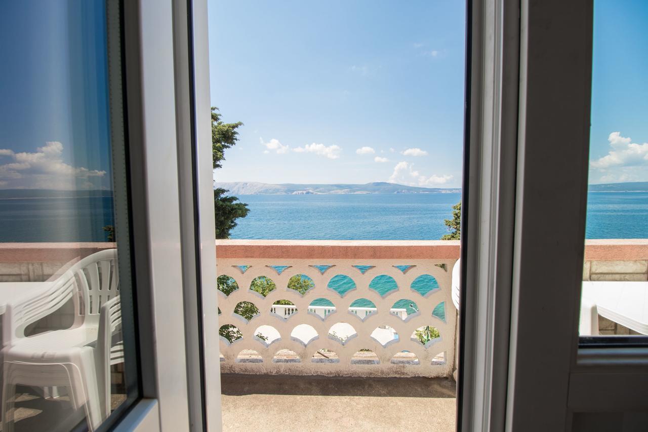 Apartments Josip By The Sea نوفي فينودولسكي المظهر الخارجي الصورة