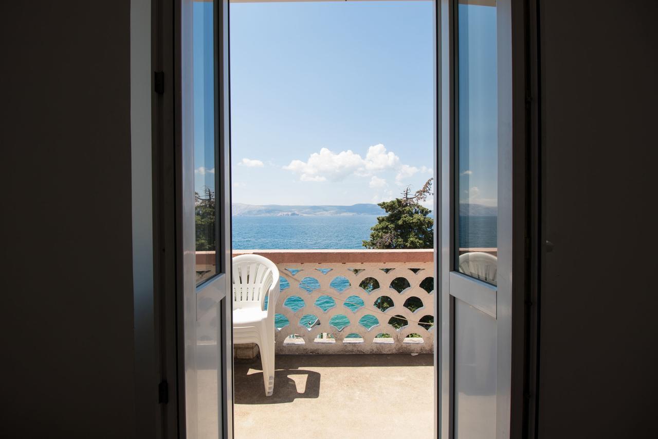 Apartments Josip By The Sea نوفي فينودولسكي المظهر الخارجي الصورة
