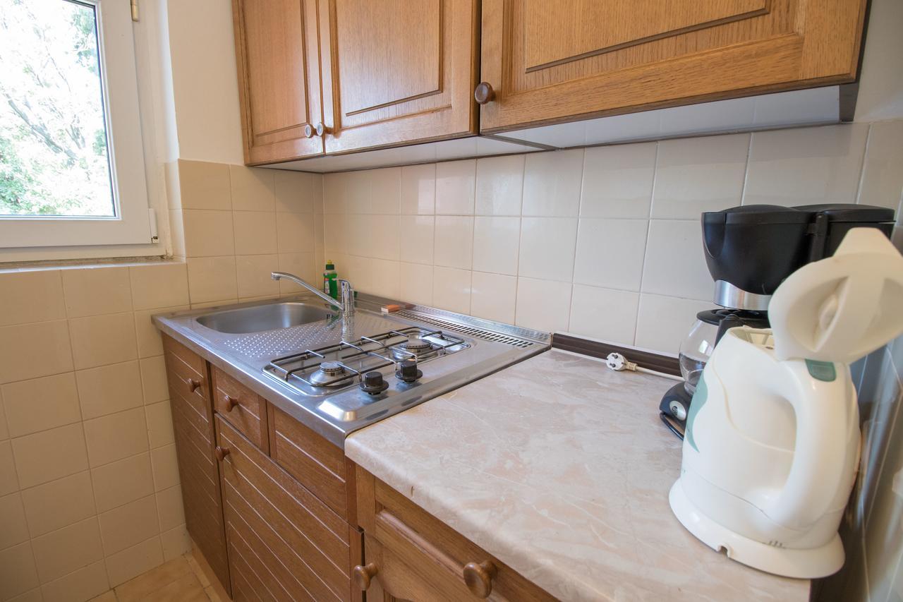 Apartments Josip By The Sea نوفي فينودولسكي المظهر الخارجي الصورة