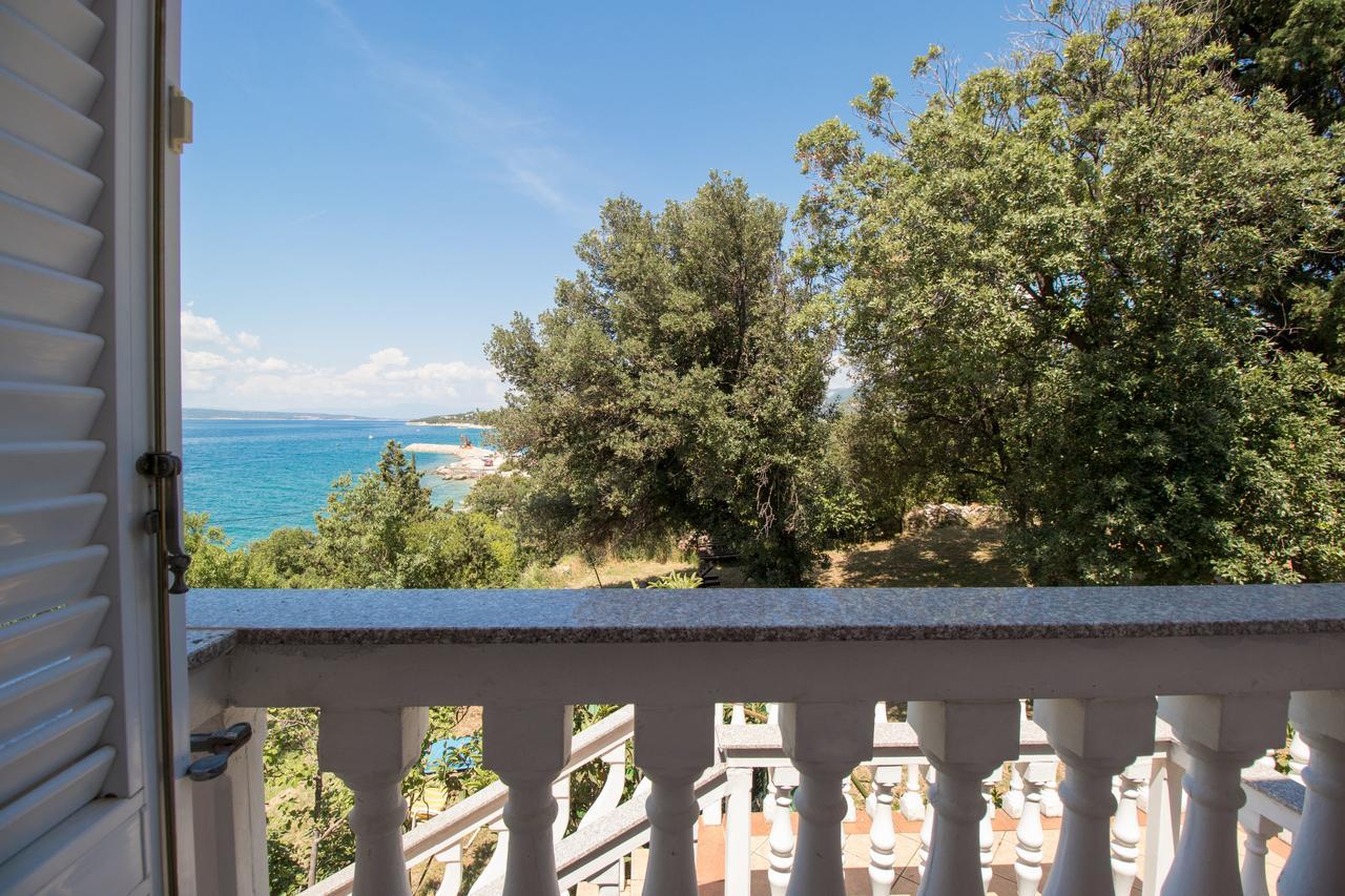 Apartments Josip By The Sea نوفي فينودولسكي المظهر الخارجي الصورة