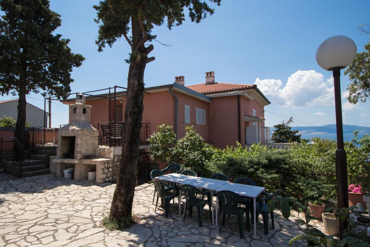Apartments Josip By The Sea نوفي فينودولسكي المظهر الخارجي الصورة